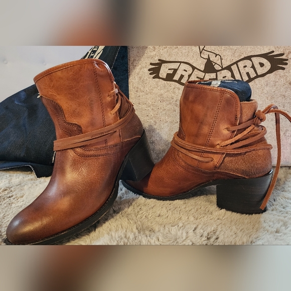 Freebird Casey by Steven - Picture 10 of 11